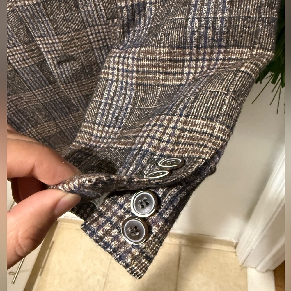 Suitsupply Brown and Gray Sport Coat with Classic Plaid Design - Picture 5 of 7